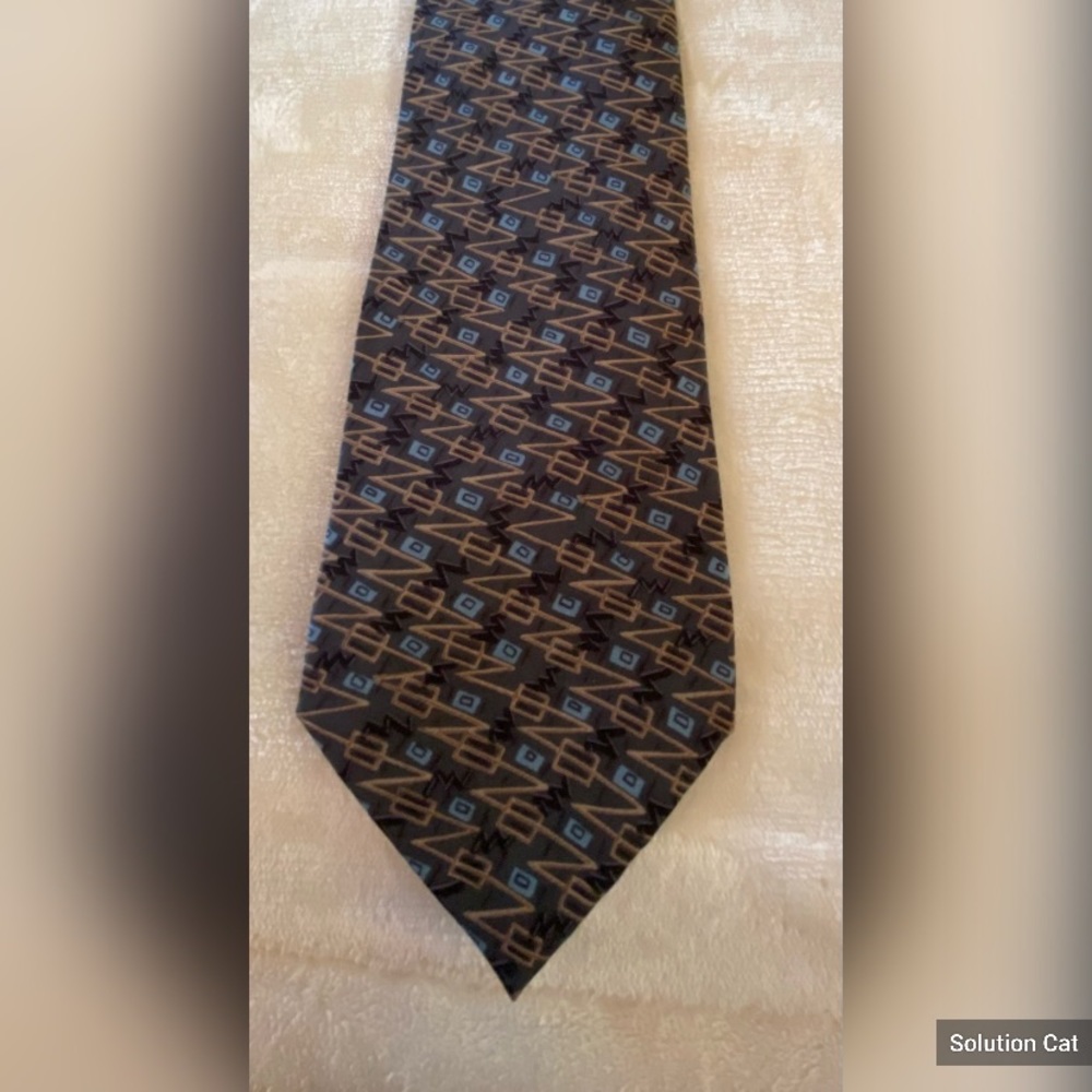 Silk tie by Nadia Roden